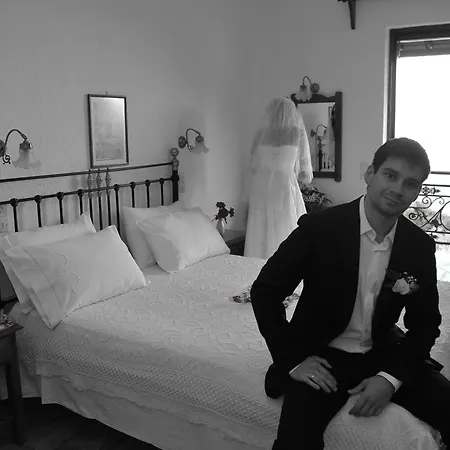 Mando Beachfront 4* Stafylos