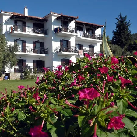 Mando Beachfront Stafylos