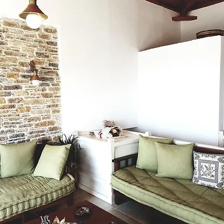 Mando Beachfront Stafylos