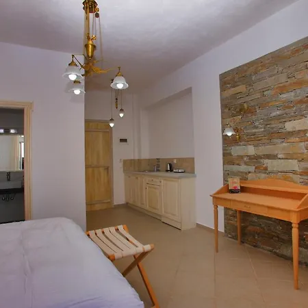 Penzion Mando Beachfront Stafylos