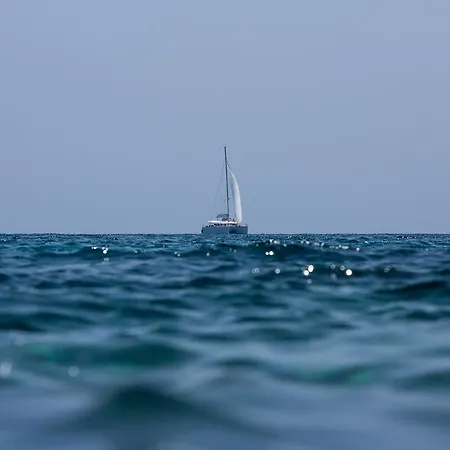 Mando Beachfront Pensjonat Stafylos
