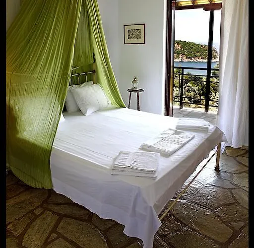 Mando Beachfront Гостевой дом