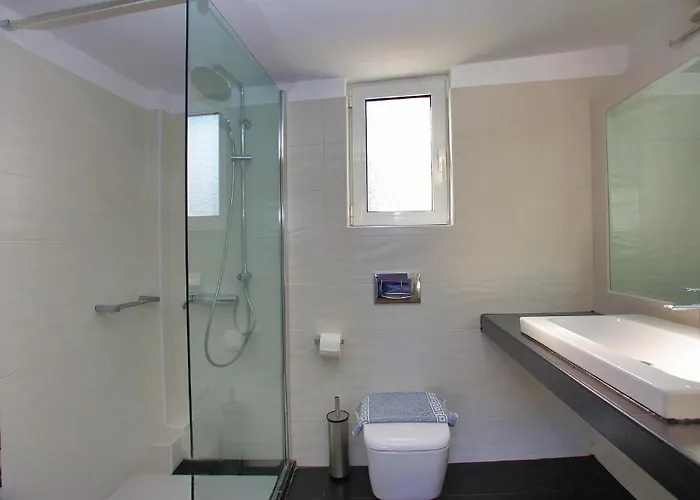 Гостевой дом Mando Beachfront